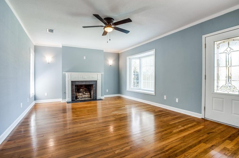 3518 Versailles Ave, Dallas TX  75209-6228 exterior