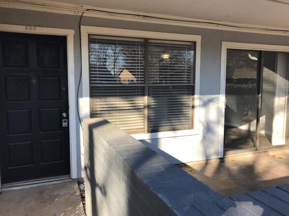 600 Timberline Dr, Hurst, TX 76053