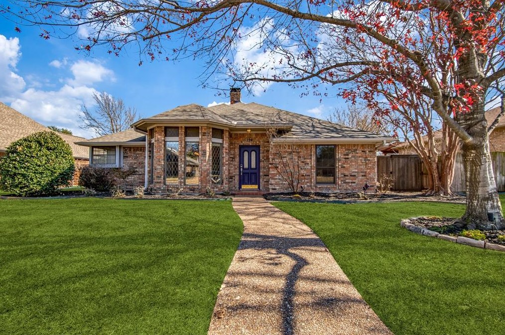 124 Mesquitewood St, Coppell, TX 75019-3582