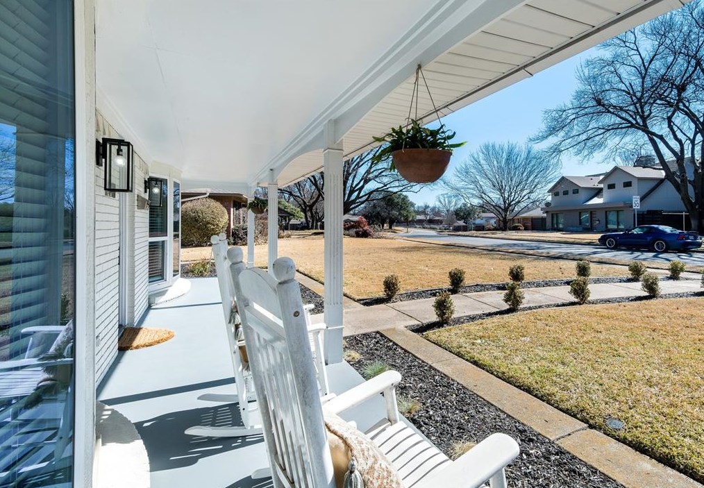 10611 Wyatt St, Dallas, TX 75218-2358