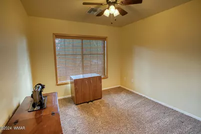 640 S Mountain Pines Avenue, Show Low, AZ 85901 - Photo 20