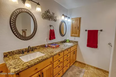 640 S Mountain Pines Avenue, Show Low, AZ 85901 - Photo 16