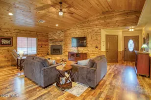 640 S Mountain Pines Ave, Show Low, AZ 85901 - Photo 8