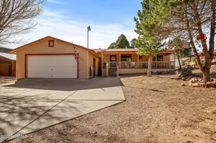 3400 Navajo Dr, Overgaard, AZ 85933 - Photo 2