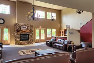 2407 Quarter Horse Trl, Overgaard, AZ 85933 - Photo 24