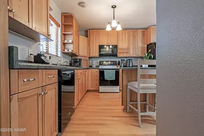 1100 N 34th Drive, Show Low, AZ 85901 - Photo 8