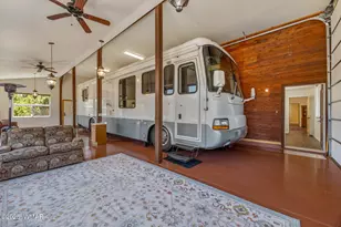 2335 Voyager Cir, Overgaard, AZ 85933 - Photo 8