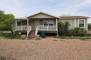 305 W Vista Dr, Taylor, AZ 85939 - Photo 1