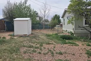 305 W Vista Dr, Taylor, AZ 85939 - Photo 10