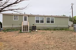 305 W Vista Dr, Taylor, AZ 85939 - Photo 2