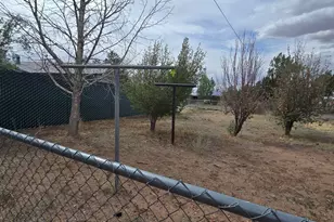 305 W Vista Dr, Taylor, AZ 85939 - Photo 6