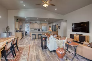 3180 N Eagles Crk Dr, Show Low, AZ 85901 - Photo 8