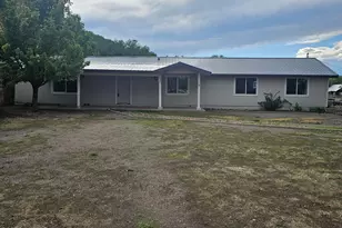 626 S Harless St, Eagar, AZ 85925 - Photo 2