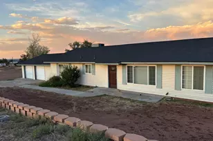 695 W 13th, Saint Johns, AZ 85936 - Photo 1