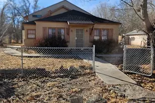 120 S 4th St, Saint Johns, AZ 85936 - Photo 1