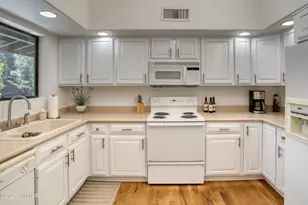 3651 Crown Dancer Dr, Pinetop, AZ 85935 - Photo 12