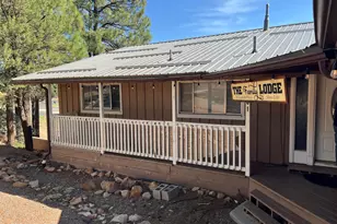 201 S 6th Pl, Show Low, AZ 85901 - Photo 2