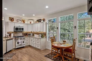 2041 W Pine View Dr, Show Low, AZ 85901 - Photo 8