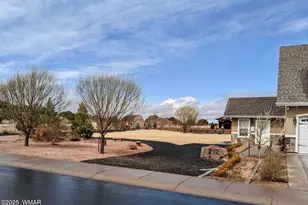 212 S Country Clb Dr, Snowflake, AZ 85937 - Photo 2