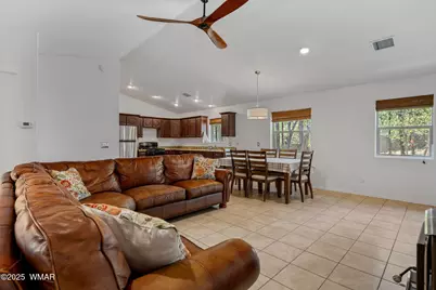 921 E Lauren Court, Show Low, AZ 85901 - Photo 6