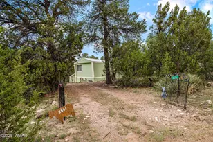 3504 Rae Cir, Overgaard, AZ 85933 - Photo 2