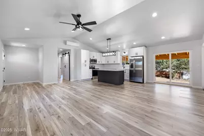 1982 Christmas Pine, Overgaard, AZ 85933 - Photo 8