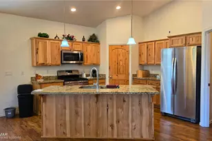 4800 Mountain Hollow Loop, Show Low, AZ 85901 - Photo 6