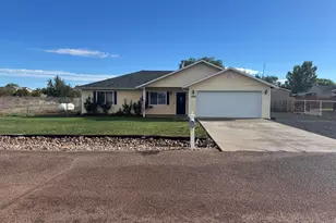 2993 W Park Plaza Ln, Snowflake, AZ 85937 - Photo 2