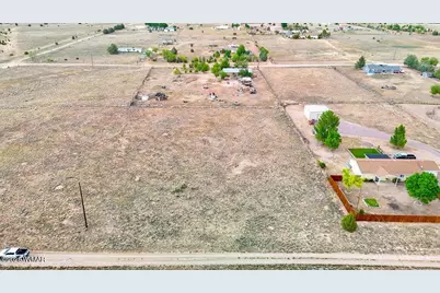 870 W Iris Road, Paulden, AZ 86334 - Photo 14
