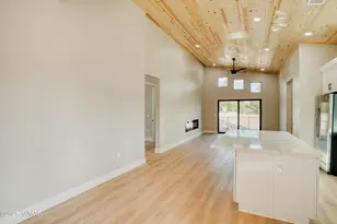 4640 West Tatanka Lp, Show Low, AZ 85901 - Photo 12