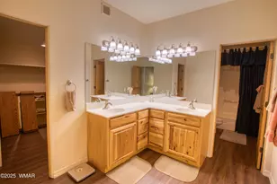 2566 Village Loop, Pinetop, AZ 85935 - Photo 12