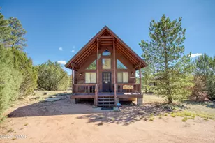 2741 Elk Trl Rd, Overgaard, AZ 85933 - Photo 2