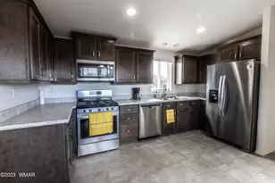 2308 Sitgreaves St, Show Low, AZ 85901 - Photo 6