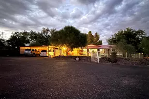 360 S White Mountain Dr, Saint Johns, AZ 85936 - Photo 2