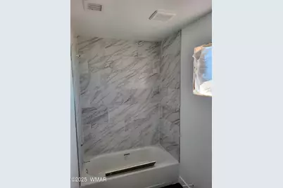 407 N Cottonwood Avenue, Winslow, AZ 86047 - Photo 10