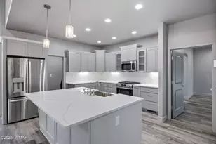 8509 Pinewood Dr, Pinetop, AZ 85935 - Photo 14