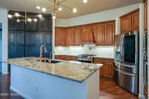 3041 W Simon Cir, Show Low, AZ 85901 - Photo 2