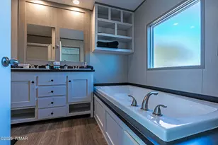 8716 Cox Dr, Show Low, AZ 85901 - Photo 16