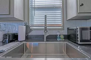 8716 Cox Dr, Show Low, AZ 85901 - Photo 10