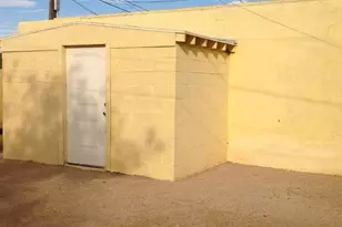 420 W 2nd St, Winslow, AZ 86047 - Photo 10