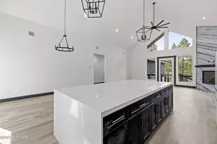 2381 W Bench Rd, Show Low, AZ 85901 - Photo 16