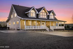 327 W 4th St, Eagar, AZ 85925 - Photo 1