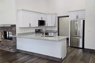 2850 W Villa Loop, Show Low, AZ 85901 - Photo 1