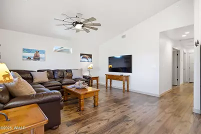 2231 S Sitgreave Drive, Overgaard, AZ 85933 - Photo 8