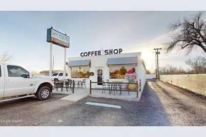 2226 Navajo Boulevard, Holbrook, AZ 86025 - Photo 2