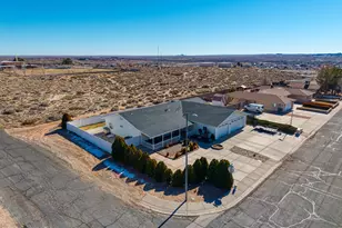 1410 Smithson Dr, Holbrook, AZ 86025 - Photo 2