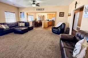 1410 Smithson Dr, Holbrook, AZ 86025 - Photo 8