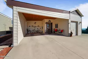 8234 Navajo Cir, Show Low, AZ 85901 - Photo 2