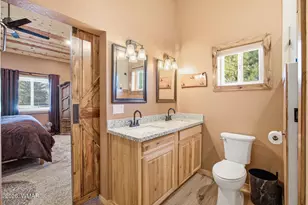 2230 Page Dr, Overgaard, AZ 85933 - Photo 14