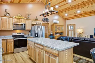 2230 Page Dr, Overgaard, AZ 85933 - Photo 10